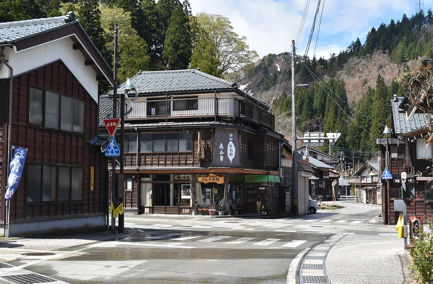 白峰 重要伝統的建造物群保存地区