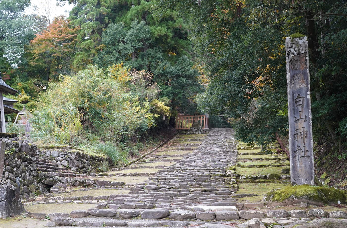 平泉寺白山神社